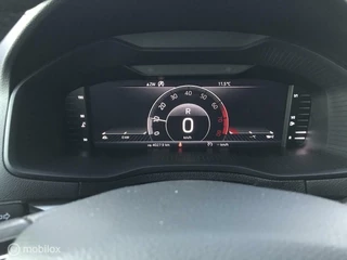 Škoda Karoq Skoda Karoq 1.0 TSI Ambition Business Trekhaak Panoramadak Mooie uitstraling Virtuele cockpit - afbeelding nr 13