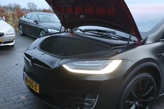 Tesla Model X Tesla Model X P100D Performance + 6p. 613+ PK Autopiloot|Alcantara hemelb.|A cruise|Carbon|Elektrisch sluitende deuren|22Inch|Panodaken|Trhk|Luchtvering|Sfeer verlichting|Cameras|stuur, Stoelverwarming, koeling|Trekgewicht 2250 kg - afbeelding nr 124