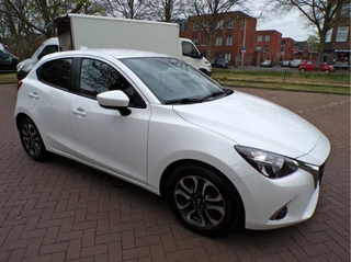 Mazda 2 Mazda 2 1.5 Skyactiv-G Dynamic+ NAVI TEL CRUISECONT PARELMOER WIT METALIC... - afbeelding nr 6