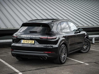 Porsche Cayenne Porsche Cayenne 2.9 S 440PK Panorama Matrix Bose Luchtvering Camera Sportuitlaat - afbeelding nr 3