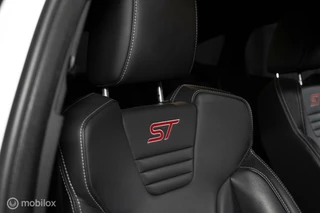 Ford Focus Ford Focus 2.0 EcoBoost ST-3|LEDER|CRUISE|STOEL&STUUR VERWARMING| - afbeelding nr 23