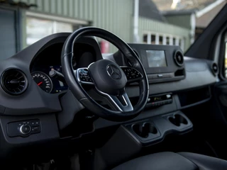 Mercedes-Benz Sprinter Mercedes-Benz Sprinter 316 2.2 CDI L2H2 7G-tronic | Distronic | LED | Gr.lichtass. | Standkachel | Lane Assist | Leer | Stoelverwarming | 17