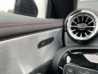 Mercedes-Benz CLA Mercedes CLA-klasse 200 AMG-Line|Pano|Sfeer|Camera|CarPlay - afbeelding nr 16