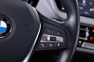 BMW 1 Serie BMW 1 Serie 120 i High Executive | LEDER | Full LED ✅ 1e Eigenaar - afbeelding nr 16