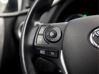 Toyota Auris Automaat (NAVIGATIE, CLIMATE, CAMERA, GETINT GLAS, XENON, SPORTSTOELEN, CRUISE, NIEUWE APK, BLUETOOTH, NIEUWSTAAT) - afbeelding nr 20