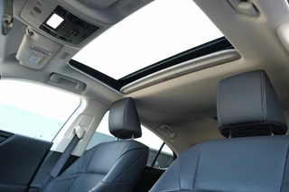 Lexus ES Lexus ES 300h Hybrid Business Line Automaat | Schuif / kantel dak | Alarm - afbeelding nr 32