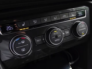 Volkswagen Tiguan Volkswagen Tiguan 2.0 TSI 4M. DSG / Highline R20 ed. / R-line / LED - afbeelding nr 24