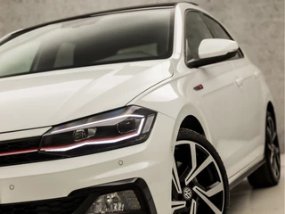 Volkswagen Polo Volkswagen Polo 2.0 TSI GTI 200Pk Automaat (SCHUIFDAK, VIRTUAL COCKPIT, APPLE CARPLAY, GROOT NAVI, CAMERA, BEATS AUDIO, MODE KNOP, STOELVERWARMING, CRUISE, NIEUWSTAAT) - afbeelding nr 29