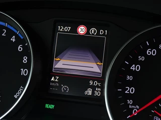 Volkswagen Passat Volkswagen Passat Variant TSI GTE 218PK / DSG automaat / Highline / LED - afbeelding nr 21