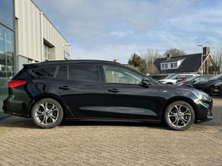 Ford Focus Ford Focus Wagon 1.0 EcoBoost Hybrid ST-Line 155PK Camera Winterpack Cruise Climate Navi Keyless Privacy Glass *Dealer Onderhouden* - afbeelding nr 7