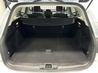 Ford Focus Ford Focus Wagon 1.0 EcoBoost Trend Edition Business TREKHAAK CRUISE NAVI LM - afbeelding nr 27