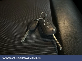 Toyota ProAce Toyota ProAce Worker 1.5 D-4D L1H1 Euro6 Airco | Cruisecontrol | Trekhaak Bijrijdersbank - afbeelding nr 16