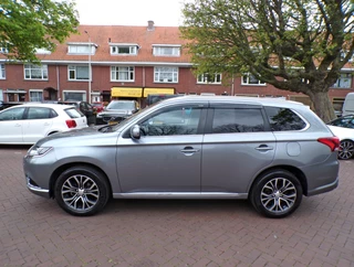 Mitsubishi Outlander Mitsubishi Outlander 2.0 PHEV Executive Edition NAVI CAMERA TELEFOON CRUISECONTROL..... - afbeelding nr 2