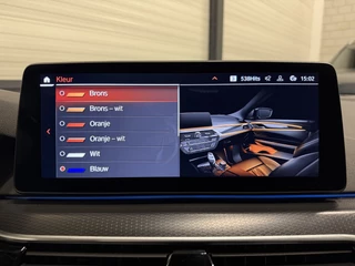 BMW 5 Serie HEAD-UP/LASER/ACC/TREKHAAK/360CAMERA/ALCANTARA/KEYLESS/SHADOW-LINE/DRIVING ASS PRO/SFEER/STUUR+STOELVERWARMING/LIVE COCKPIT/M-AERODYNAMIC/SOPHISTOGRAU/VOLLEDIG BMW DEALER HISTORIE - afbeelding nr 29