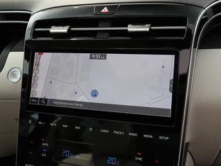 Hyundai Tucson Hyundai Tucson 1.6 T-GDI PHEV Premium Sky I Panoramadak I Leder I Krell - afbeelding nr 13