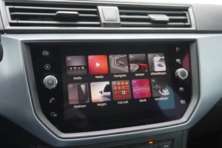 SEAT Arona SEAT Arona 1.0 TSI Style B. Int Camera | Trekhaak | NAP | Clima | Navigatie - afbeelding nr 16