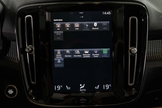 Volvo XC40 Volvo XC40 2.0 T5 AWD R-Design | 247PK | PANO | H&K | Leder | Memory - afbeelding nr 26
