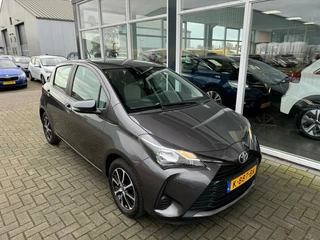 Toyota Yaris Toyota Yaris 1.0 VVT-i Connect | Airco | Achteruitrijcamera | Org. Nederlands | - afbeelding nr 18