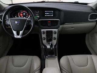 Volvo V40 Volvo V40 Cross Country 2.0 D2 Ocean Race | Leder | Stoelverwarming |  Trekhaak | Climate control | Bluetooth | Cruise control - afbeelding nr 9