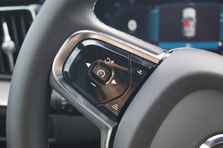 Volvo XC60 Volvo XC60 Recharge T8 AWD Polestar Engineerd 455pk/Panodak/Leer/Head-up - afbeelding nr 47