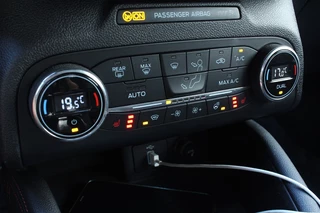 Ford Focus Ford Focus 1.5 EcoBoost ST-Line AUT PANO B&O HUD CARPLAY ACC STOELVW '19 - afbeelding nr 22