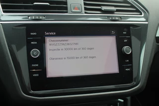 Volkswagen Tiguan Allspace Volkswagen Tiguan Allspace 1.5 TSI Highline Business R 7p. / Panoramadak / Camera / 20'' / Virtual Cockpit / DAB / Stoelverwarming / ACC / Spiegelpakket - afbeelding nr 17