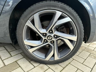 Renault Mégane Renault Megane 1.6 TCe GT Camera Stoelverw. 18 inch Velgen! - afbeelding nr 11