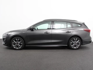 Ford Focus Ford Focus Wagon 1.0 EcoBoost Hybrid ST Line Navigatie Climate Control Led Dab Camera Parkeer sensoren Cruise Control Lichtmetalen velgen - afbeelding nr 7