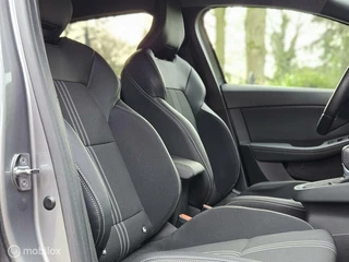 Renault Clio Renault Clio RS-Line 1.6 E-Tech | Hybride | Camera | NAP - afbeelding nr 31