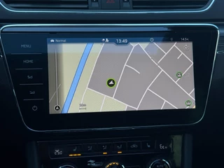 Škoda Superb Skoda Superb Combi 1.4 TSI Plug-in Hybride Trekhaak | Pano Dak | Lederen Interieur | Camera | Sfeerverlichting BTW Auto - afbeelding nr 23