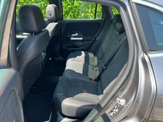 Mercedes-Benz GLA Mercedes-Benz GLA GLA 250e AMG int + ext Pano dak - afbeelding nr 11
