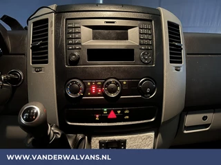 Mercedes-Benz Sprinter Mercedes-Benz Sprinter 316 CDI 163 pk L2H2 Euro6 Airco | 2800kg Trekhaak | Omvormer | Cruisecontrol parkeersensoren, chauffeursstoel - afbeelding nr 4