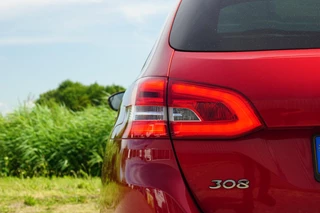 Peugeot 308 Peugeot 308 SW 1.6 BlueHDI GT-pack | Ultimate Red | Carplay/Leder/CAM/Full-LED/Stoelverwarming - Fijne reisgenoot! - afbeelding nr 44