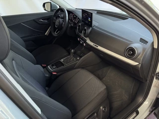 Audi Q2 Audi Q2 ✅2025✅35 TFSI ✅FACELIFT✅ S EDITION 150PK VIR.COCKPIT ELEK.KLEP TOUCHSCREEN CARPLAY NAVI CAMERA MATRIX LED STOELVERW. PDC KEYLESS 2025 