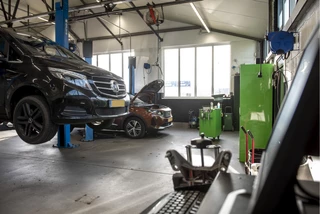 Volvo XC40 | Intellisafe ProLine & Surround | Audio Line | El. achterklep | Navi + Apple Carplay & Android Auto | Stoelverwarming | PDC V+A + Camera achter | Full LED | Draadloos opl;aden - afbeelding nr 13