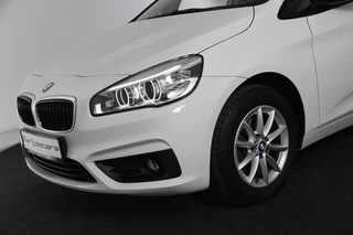 BMW 2 Serie BMW 2 Serie Active Tourer 220i Centennial Executive XDrive *Navigatie*4x4* - afbeelding nr 14