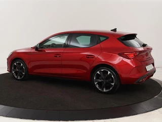 CUPRA Leon Cupra Leon 1.4 e-Hybrid | Stoel & stuurverwarming | Carplay |  Camera | Adaptive cruise | Sfeerverlichting | Navigatie | Park Assist | Keyless | Full LED | PHEV - afbeelding nr 2