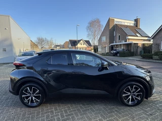 Toyota C-HR Dodenhoekdetectie, Navigatie, Parkeersensoren V + A , All-in Rijklaarprijs - afbeelding nr 37