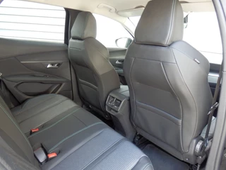 Peugeot 3008 Peugeot 3008 1.6 Hybrid 225pk | Allure Pack Business | 360 Camera | - afbeelding nr 10