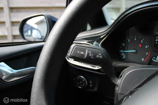 Ford Fiesta Ford Fiesta 1.1 Trend LANE ASSIST APPLE CARPLAY NAVIGATIE DAB - afbeelding nr 20
