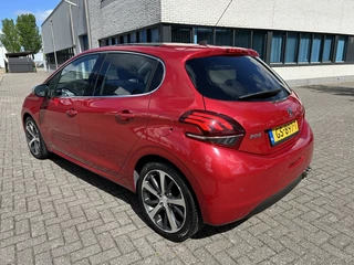 Peugeot 208 Peugeot 208 1.2 PureT. Première 110PK 1eEIG DEALER PANO NAP - afbeelding nr 5
