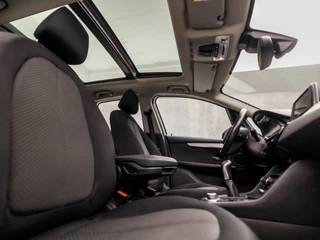 BMW 2 Serie BMW 2 Serie Active Tourer 218i High Executive Sportline (PANORAMADAK, DEALER ONDERHOUDEN, NAVIGATIE, CAMERA, STOELVERWARMING, SPORTSTOELEN, CRUISE, TREKHAAK, PARKEERSENSOREN, NIEUWE APK, NIEUWSTAAT) - afbeelding nr 8