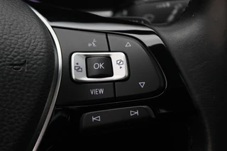 Volkswagen Tiguan Leer, Panoramadak, ACC, Camera, Apple Carplay, DAB, PDC, Trekhaak, 19'' - afbeelding nr 43