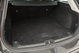 Volvo V60 Volvo V60 2.0 B3 Momentum | Leder |  Stoel & stuurverwarming | Carplay | Adaptive cruise | BLIS | Navigatie | Full LED | DAB - afbeelding nr 18