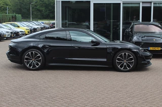 Porsche Taycan Porsche Taycan Performance 84 kWh / Panoramadak / Camera / Passenger Display / 20'' / Luchtvering / Sportchrono / Stoelventilatie / Stuurverwarming / Dodehoek / Apple CarPlay / Stoelverwarming / Cruise Control - afbeelding nr 5