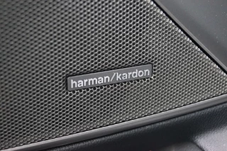 BMW 3 Serie BMW 3 Serie 330e Touring M Sport / Panodak / Leer / Trekhaak / Head-up/ Laser/Harman Kardon - afbeelding nr 22