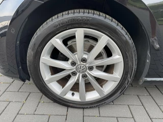 Volkswagen Golf Volkswagen Golf 1.4 TSI Highline Stoelverwarming LED CarPlay - afbeelding nr 36