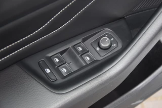 Volkswagen Passat Volkswagen Passat Variant 1.4TSI PHEV GTE Trekhaak/Alcantara/Camera - afbeelding nr 10