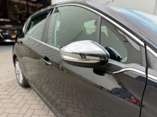 Peugeot 208 Peugeot 208 1.2 PureTech Allure - afbeelding nr 11