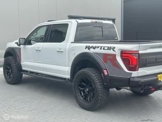 Ford Raptor R Ford Raptor R 5.2 Supercharged 2024 - afbeelding nr 12